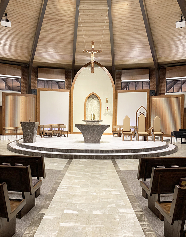 Photo of the interior of Sacred Heart Church